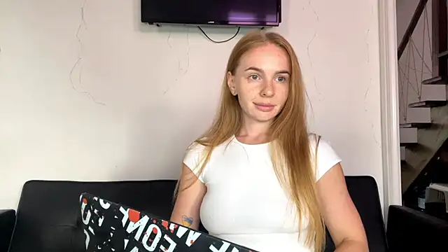 L_Sansa webcam