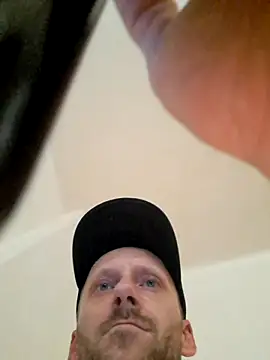 yeahdaynight2 - YeahDaynight2's free webcam - UK Sex Cams