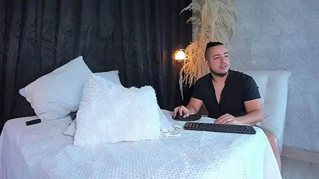 madisonyeduar_ webcam