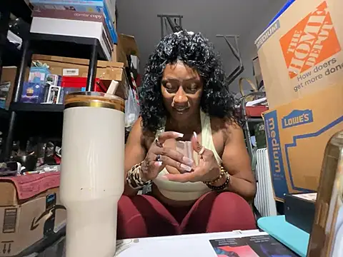 wynterheat (F milf) - Next Goddess Grooming Session in30 min