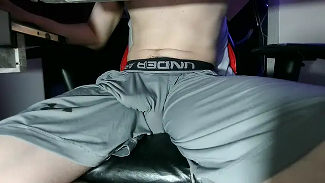 dick_and_muscles (G young) - Cum at gaol or in pvt