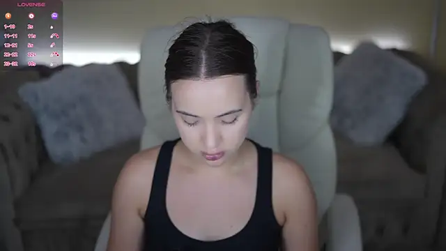 oliviamoore_'s live room