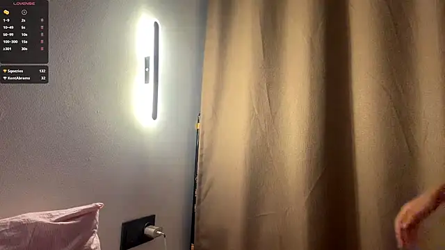 Ur_neighbor_Kira live sex cam