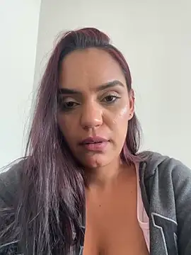 Sara-77 webcam