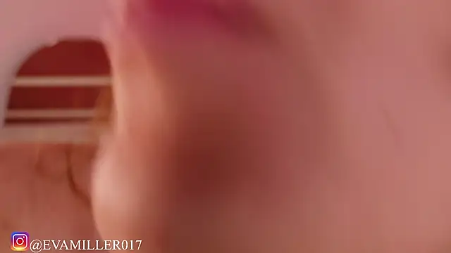 eva_miller7 live cam