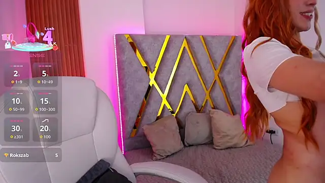 Lizza_Jones webcam