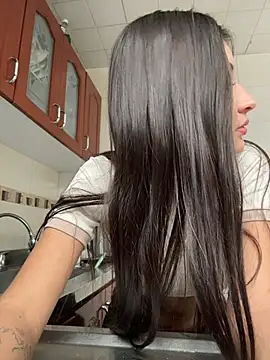Aylin-fire live cam on StripChat
