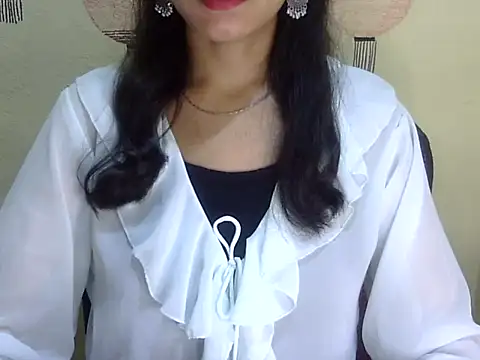 Shazi_1 live cam on StripChat