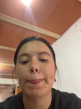 Honey_sexy30 live cam on StripChat