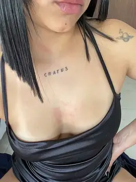 Val12777 live cam on StripChat