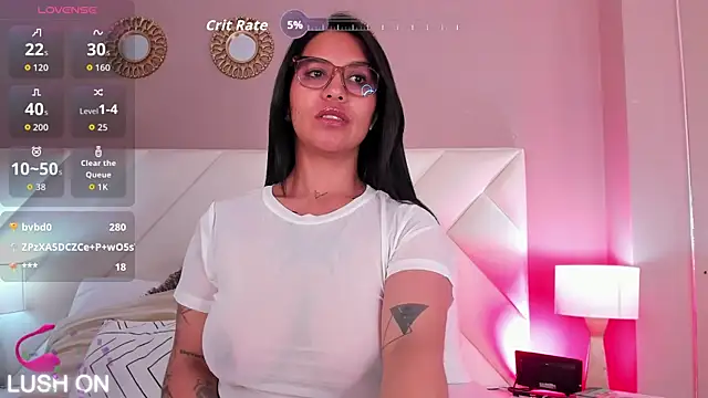 Sharlot18 live cam on StripChat