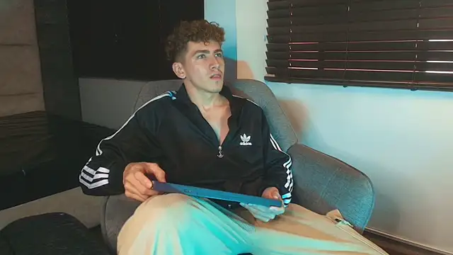 Tyler_Mcrey webcam