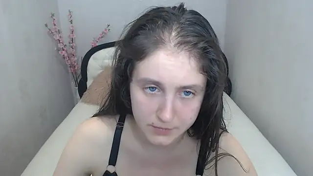 Holliy_Cooper live sex cam