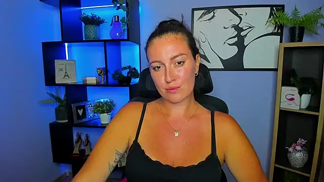 FUN_AMI live cam on StripChat