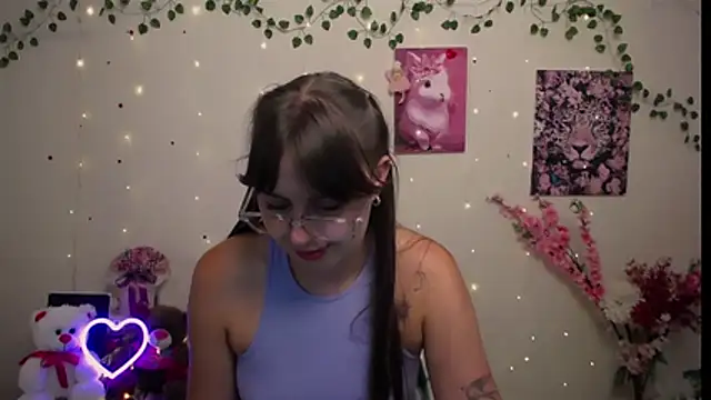 Amanda_Bright_ live cam on StripChat