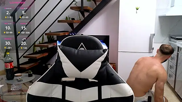 RyanStorm_ live cam on StripChat