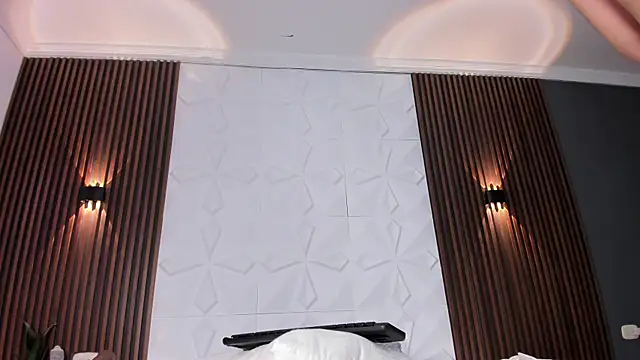 AmyColman_ webcam