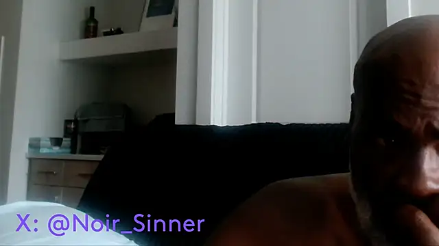 sinnernoir (M mature) - naked