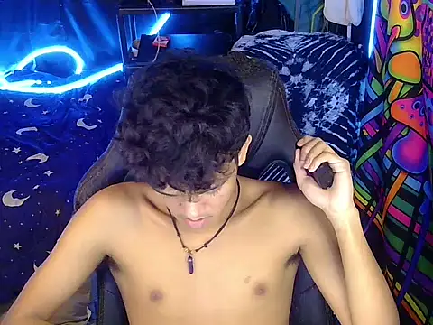 hugekenbigcock (M young) - cum with me