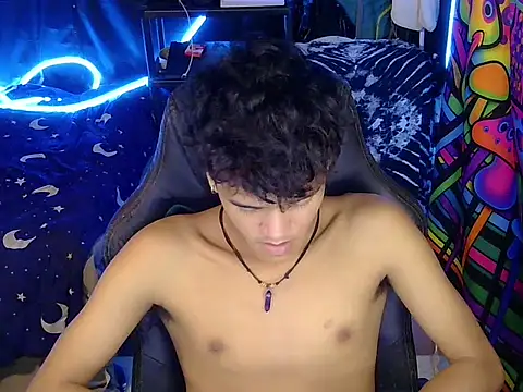 hugekenbigcock (M young) - cum with me