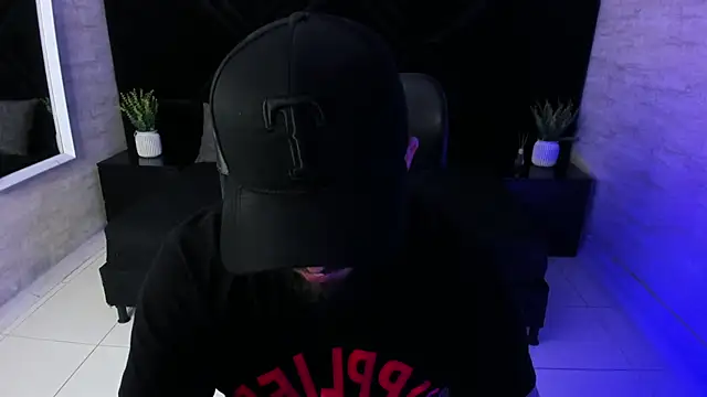 jhon_bear03 - Jhon_bear03's free webcam - UK Sex Cams