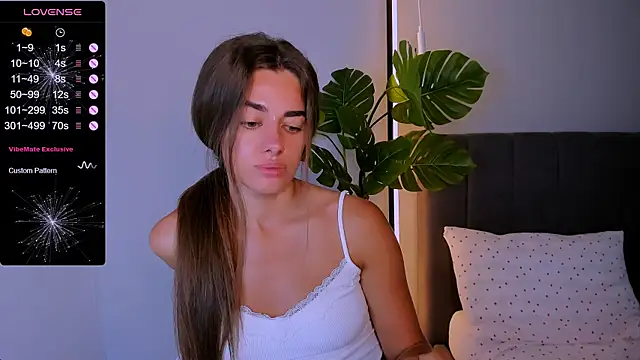 Marta--jess live cam on StripChat
