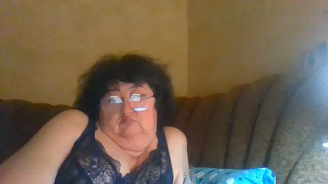 MilaSky5303 live cam on StripChat