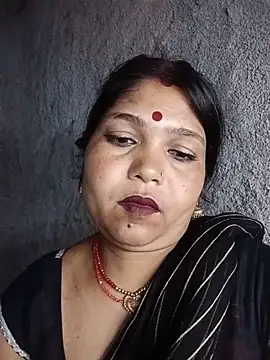 Rashili_jaan live cam on StripChat