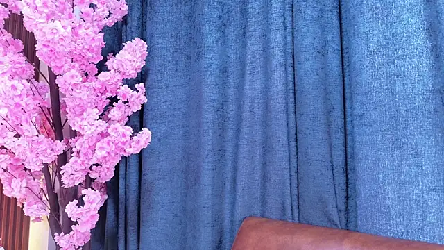 Anastasia_gb live cam on StripChat