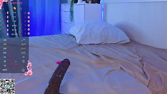 Bonnie_White webcam
