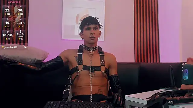 Maximoking26 live cam