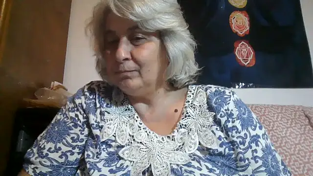 ExquisiteMature webcam