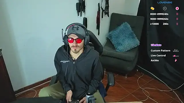 Aaron_malikk webcam