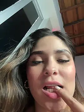 Sarasweet_sex live cam on StripChat