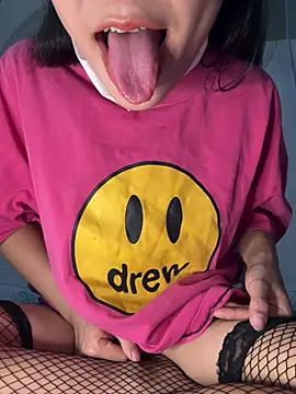 Bemi3_sexyy live cam on StripChat