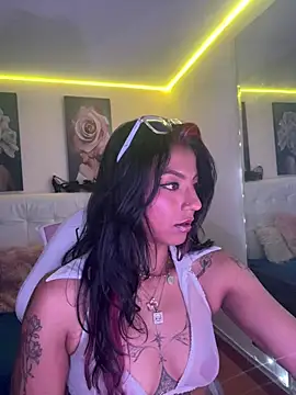 SamathaMay live cam on StripChat
