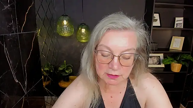 NataliMellow webcam