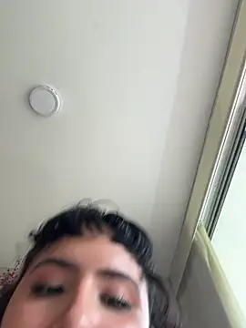 SugarTroubl33 webcam