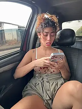 roxyrougee webcam