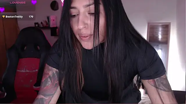 MissDennise webcam