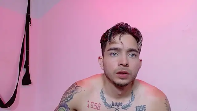 AliceandMax webcam