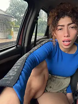 roxyrougee webcam
