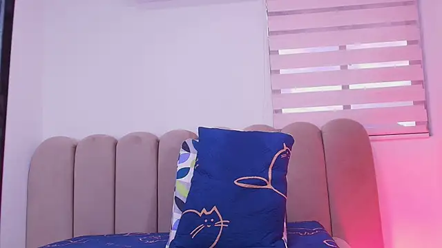 sweegirl69 (F young) - show supersquiert