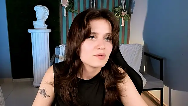 LolaDominara webcam