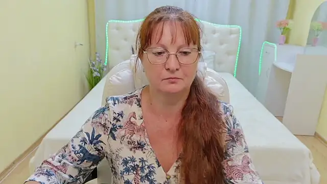 VanessaHotts webcam