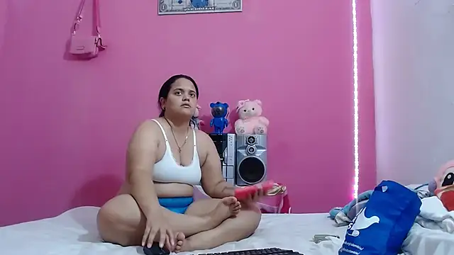brunnette_hot webcam