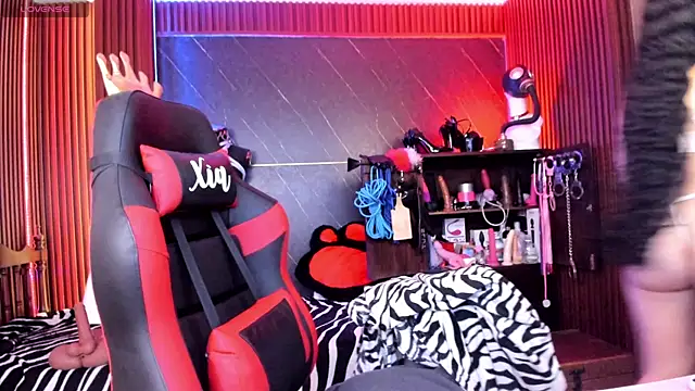 XiaQueen webcam