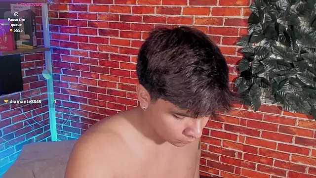 Thiago_Kozak live sex cam