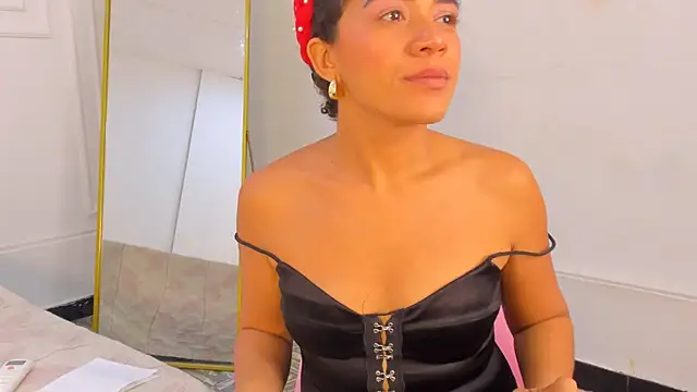 charlotte_dante212 webcam