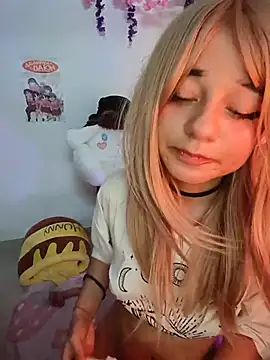 saki_nyanwn webcam